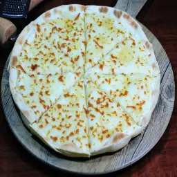 بيتزا عش البلبل